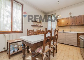 Sala da pranzo - Villa Via Della Mornerina
 
2, Monza - foto 26