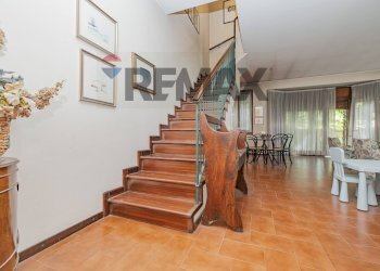 Scale - Villa Via Della Mornerina
 
2, Monza - foto 33