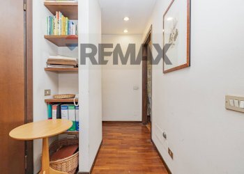 Hall / corridoio - Villa Via Della Mornerina
 
2, Monza - foto 46