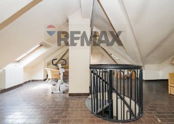 Scale - Villa Via Della Mornerina
 
2, Monza - foto 63