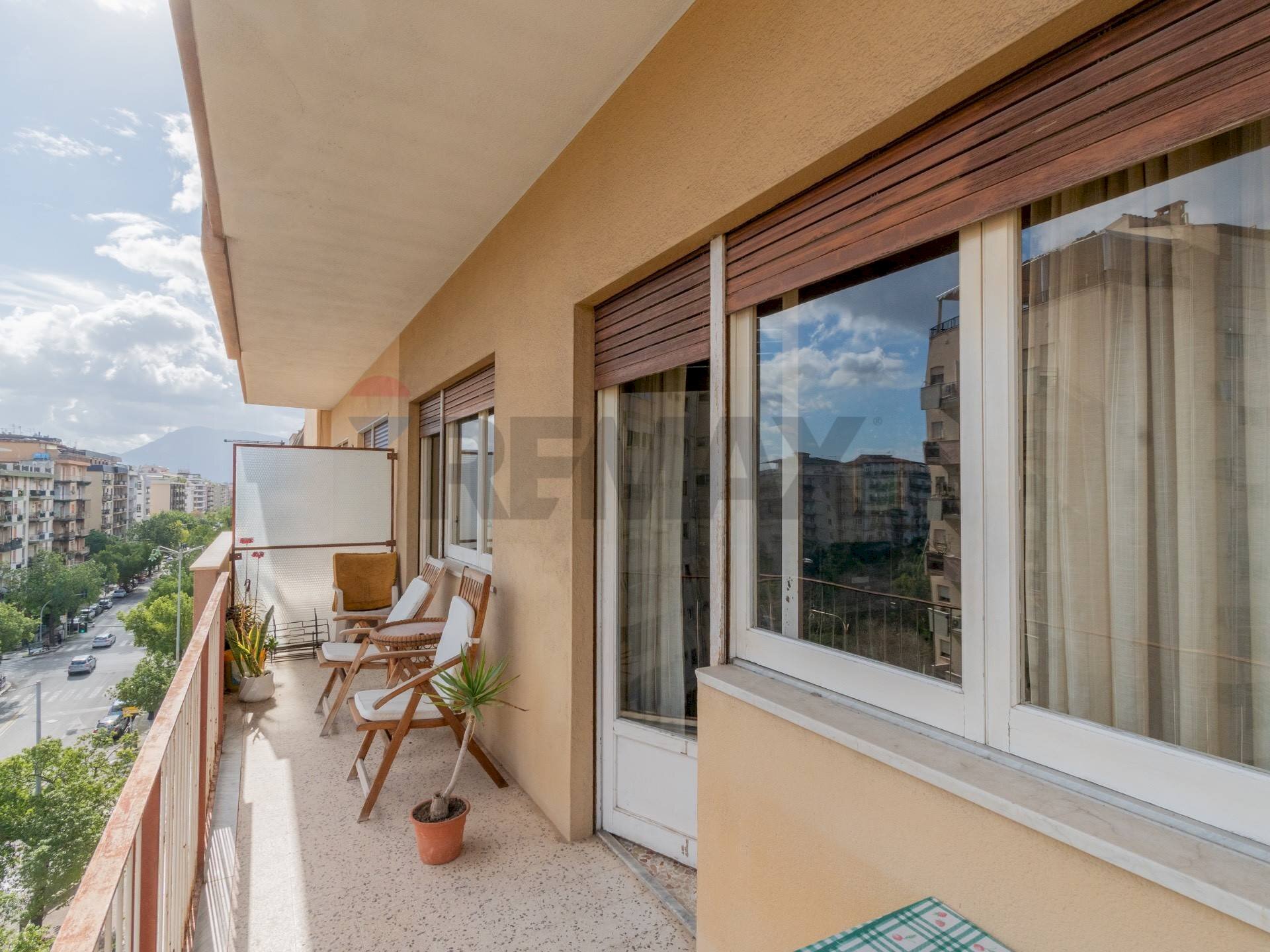 Balcone - Appartamento via Empedocle Restivo
 
28, Palermo - foto 2