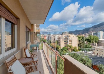 Balcone - Appartamento via Empedocle Restivo
 
28, Palermo - foto 3