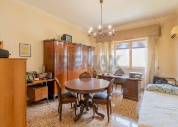Sala da pranzo - Appartamento via Empedocle Restivo
 
28, Palermo - foto 13