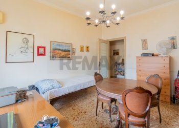 Sala da pranzo - Appartamento via Empedocle Restivo
 
28, Palermo - foto 15