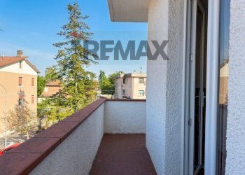 Balcone - Casa semi indipendente via Caduti per la Libertà
 
10, Cadelbosco di Sopra - foto 18