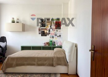 Camera / camera da letto - Casa semi indipendente via Caduti per la Libertà
 
10, Cadelbosco di Sopra - foto 23