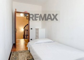Camera / camera da letto - Casa semi indipendente via Caduti per la Libertà
 
10, Cadelbosco di Sopra - foto 25