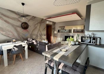 Sala da pranzo - Bilocale Via Henry Dunant
 
4, Lonate Pozzolo - foto 7