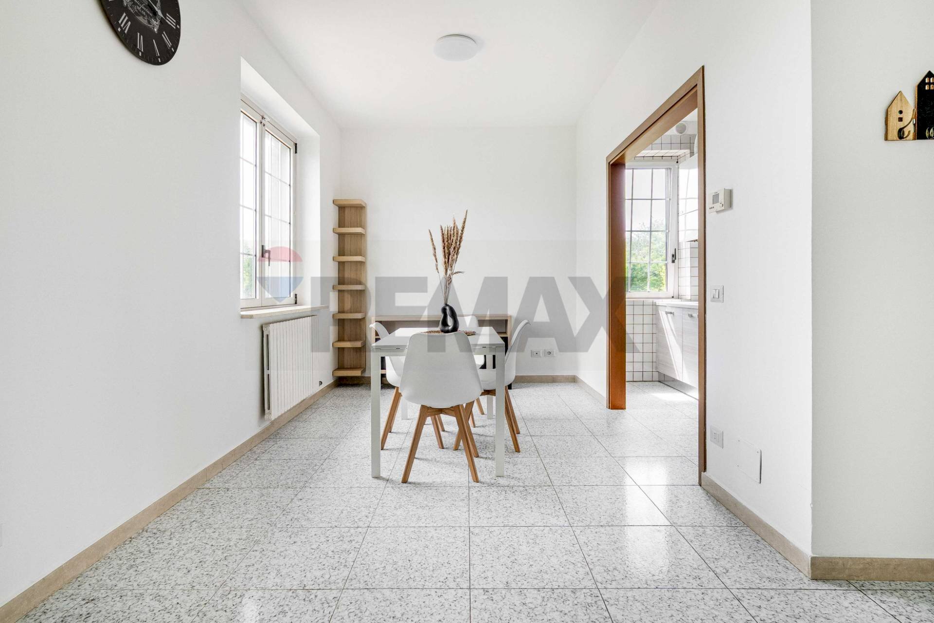 Sala da pranzo - Three-room apartment Caronno Pertusella - photo 2