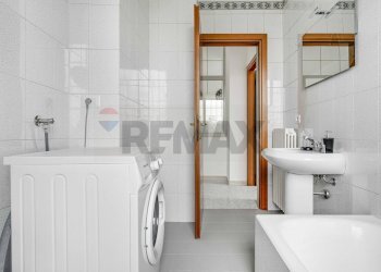 Bagno - Three-room apartment Caronno Pertusella - photo 14