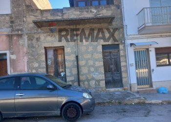 Edificio all\'aperto - Independent house Viale Volturno
 
37, Vittoria - photo 1