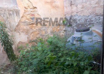Giardino - Independent house Viale Volturno
 
37, Vittoria - photo 15