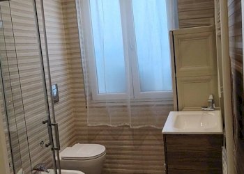 Bagno - Three-room apartment Via Mario Rutelli
 
26, Palermo - photo 12
