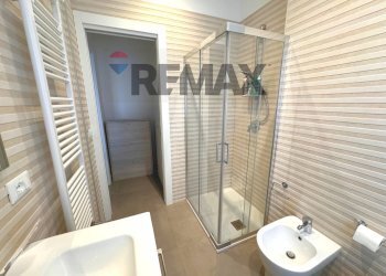 Bagno - Three-room apartment Via Mario Rutelli
 
26, Palermo - photo 32