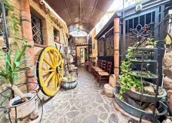 Cantina - Locale Commerciale Via Roma
 
3, Terrasini - foto 3