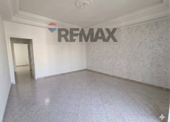 Stanza vuota - Quadrilocale Largo dell'Aquila
 
4, Palermo - foto 2