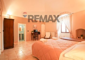 Camera / camera da letto - Independent house corso Umberto I
 
100, Toritto - photo 7