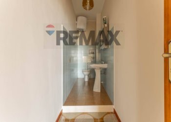 Bagno - Apartment Via Guicciardini
 
39, Mottola - photo 13