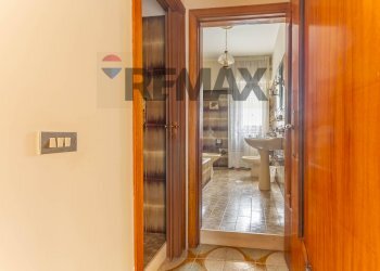 Bagno - Apartment Via Guicciardini
 
39, Mottola - photo 14