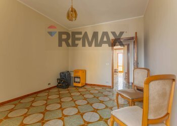 Sala da pranzo - Apartment Via Guicciardini
 
39, Mottola - photo 20