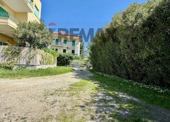 Giardino - Appartamento Via Cattaro
 
18, Francavilla al Mare - foto 20