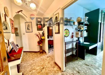 Hall / corridoio - Apartment Via Attilio Deffenu
 
42, Sassari - photo 8