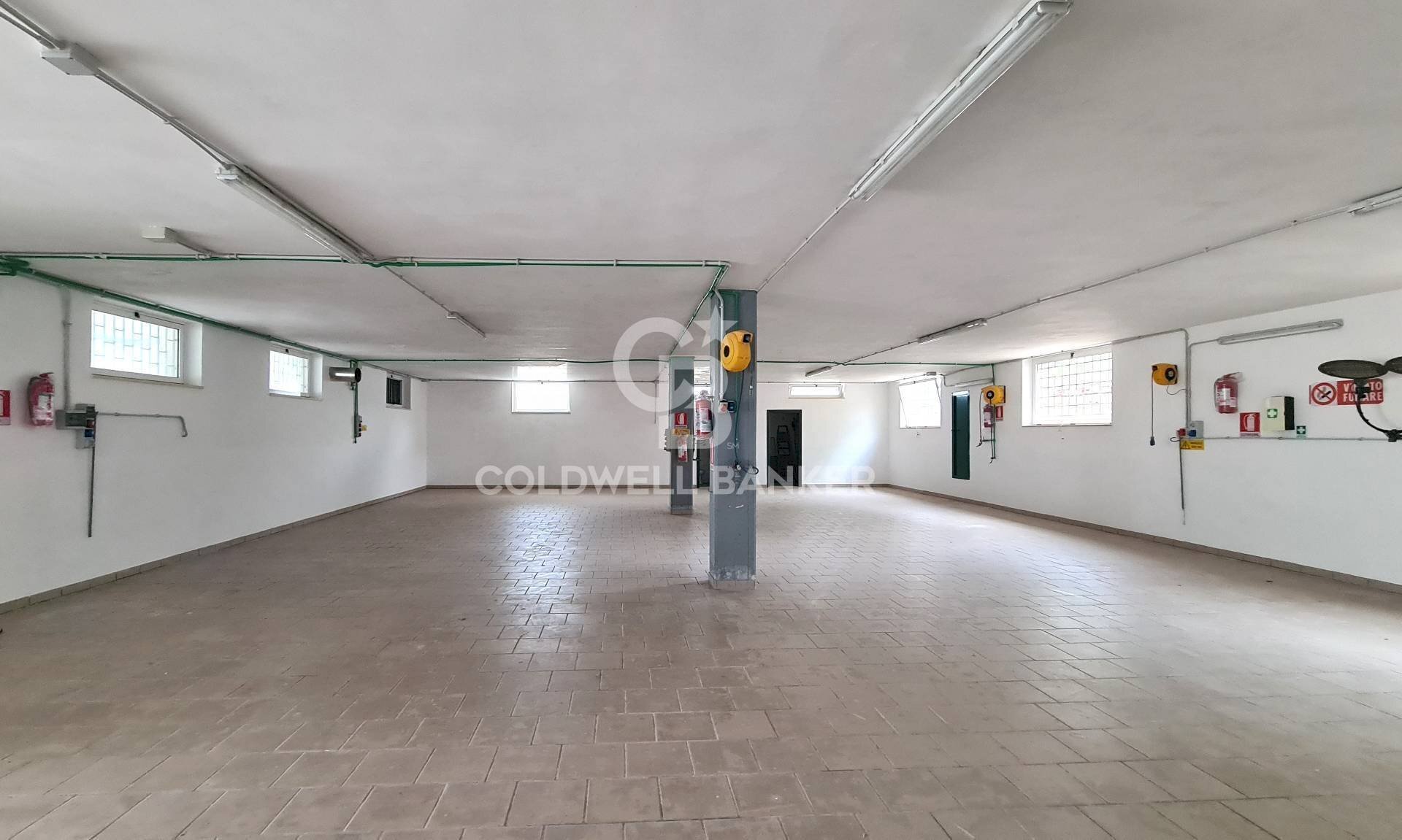 Foto 1 - Capannone Via ostuni
 
170, Martina Franca - foto 1