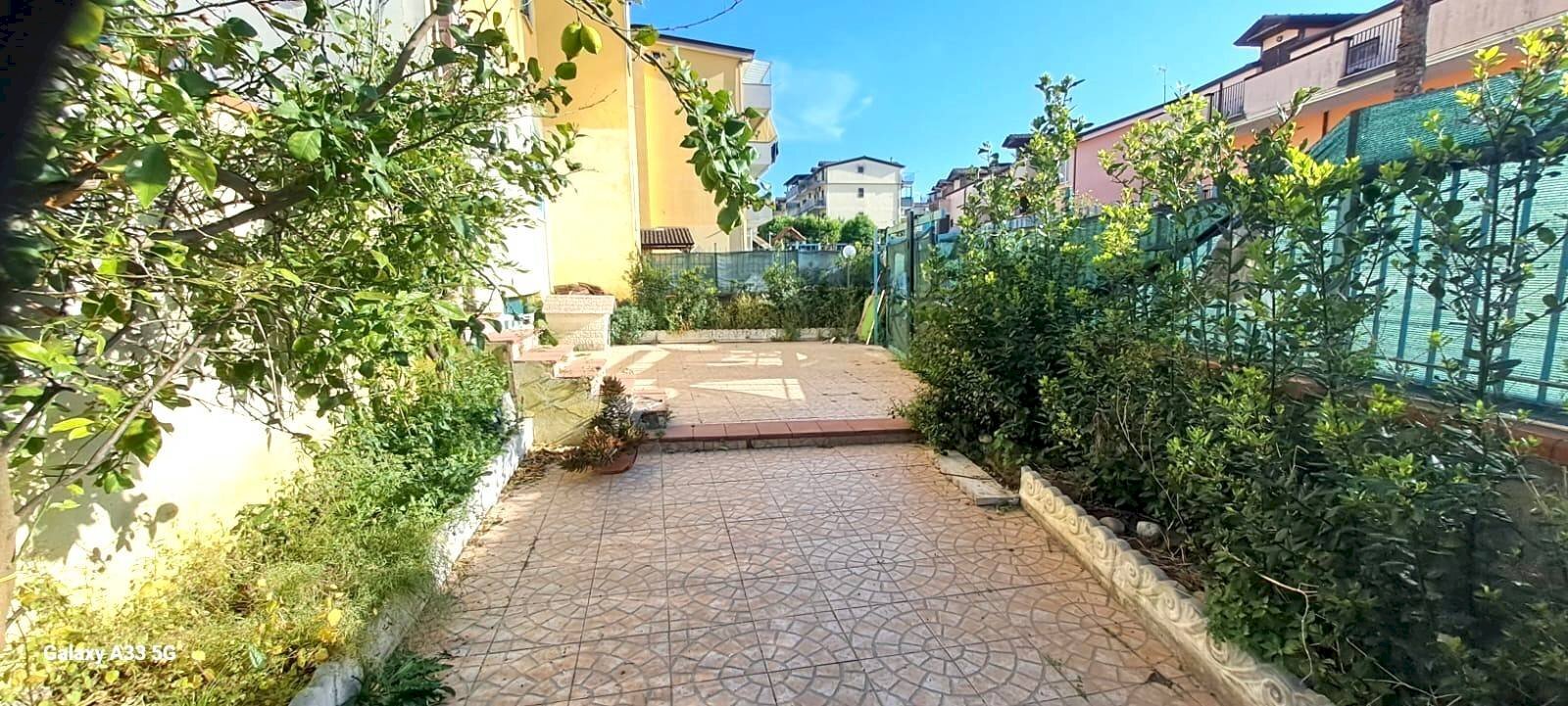 Foto 1 - Three-room apartment Via Bologna
 
2000, Villaricca - photo 1