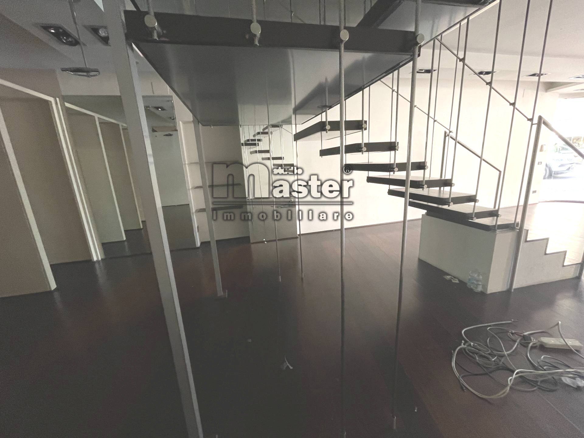 Foto 1 - Shop corso del popolo, Treviso - photo 1