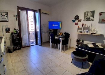 Cucina - Appartamento via Ugo De Carolis, 21, Taranto - foto 4