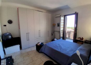 Camera da letto - Appartamento via Ugo De Carolis, 21, Taranto - foto 7
