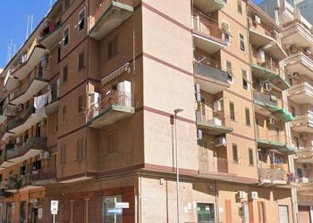 Facciata - Appartamento via Ugo De Carolis, 21, Taranto - foto 16