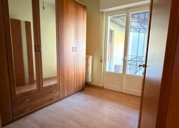 Camera da letto - Appartamento via Camillo Benso di Cavour, 1, Marchirolo - foto 9
