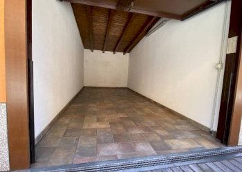 Box auto - Bilocale via Roma, Arsago Seprio - foto 2