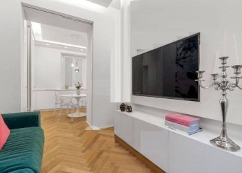 Salone - Two-room apartment via San Donato, 4, Torino (neighborhood San Donato) - photo 13