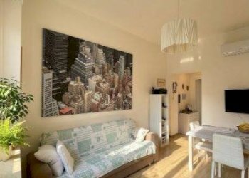 Salone - Two-room apartment via San Donato, 54, Torino (neighborhood San Donato) - photo 4