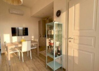 Salone - Two-room apartment via San Donato, 54, Torino (neighborhood San Donato) - photo 6