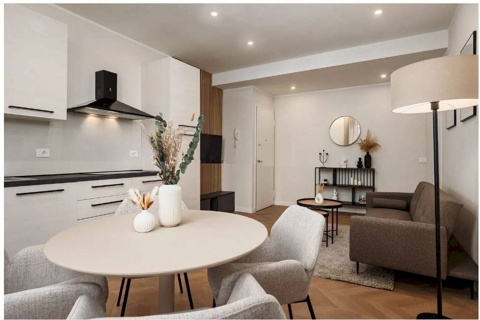 Salone - Two-room apartment via San Quintino, 11, Torino (neighborhood Centro) - photo 3