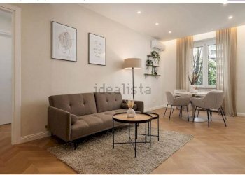 Salone - Two-room apartment via San Quintino, 11, Torino (neighborhood Centro) - photo 4