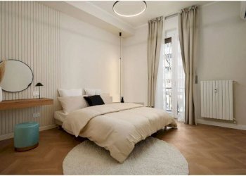 Camera da letto - Two-room apartment via San Quintino, 11, Torino (neighborhood Centro) - photo 15