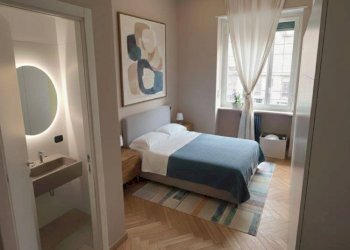 Camera da letto - Two-room apartment via San Quintino, 11, Torino (neighborhood Centro) - photo 20