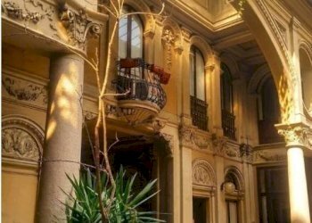 Interno palazzo - Two-room apartment via San Quintino, 11, Torino (neighborhood Centro) - photo 31