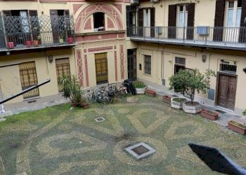 Cortile interno - One-room apartment via Cernaia, 34, Torino (neighborhood Centro) - photo 25