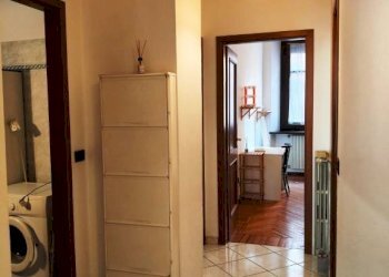 Corridoio - Four-room apartment via Pietro Palmieri, 48, Torino (neighborhood Cit Turin) - photo 24