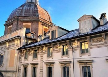 Facciata - Two-room apartment via San Francesco d'Assisi, 4, Torino (neighborhood Centro) - photo 2