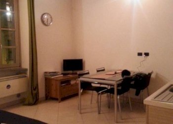 Stanza arredata - Two-room apartment via San Francesco d'Assisi, 4, Torino (neighborhood Centro) - photo 24