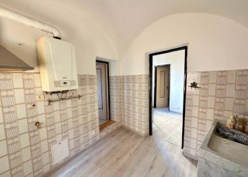 Cucina - Two-room apartment via Sotto i Volti, Genova (neighborhood Voltri) - photo 12