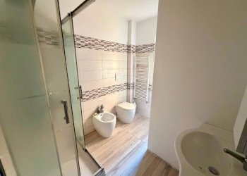 Bagno - Two-room apartment via Sotto i Volti, Genova (neighborhood Voltri) - photo 14