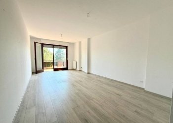 Soggiorno - Trilocale via Emilio Salgari, Genova (zona Pegli) - foto 6