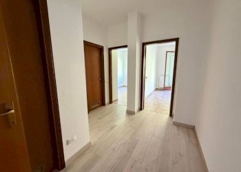 Disimpegno - Trilocale via Emilio Salgari, Genova (zona Pegli) - foto 12